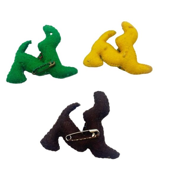 Vintage Handmade Felt Dogs Set of Three Brown Green Yellow 3 in - Picture 2 of 4